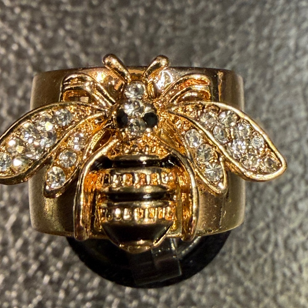 Vintage Gold Tone (925) Rhinestone Honey Bee Wide Cigar Band Ring Size 6.5